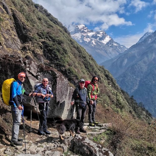 Pronti a scendere verso il fondo della Barun Valley?