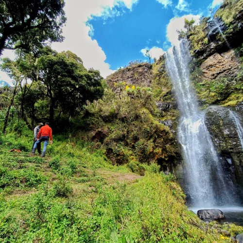 cascate kenya campo 1