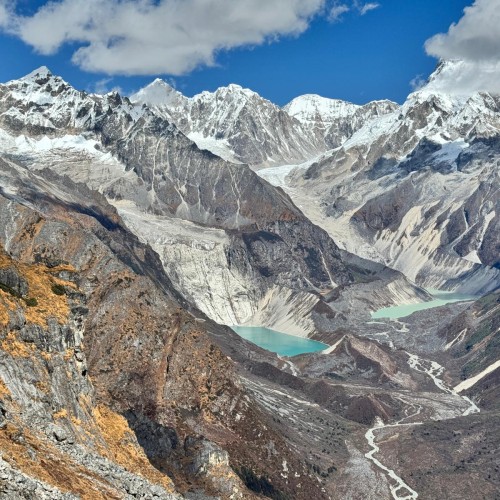 Bhutan travel gate