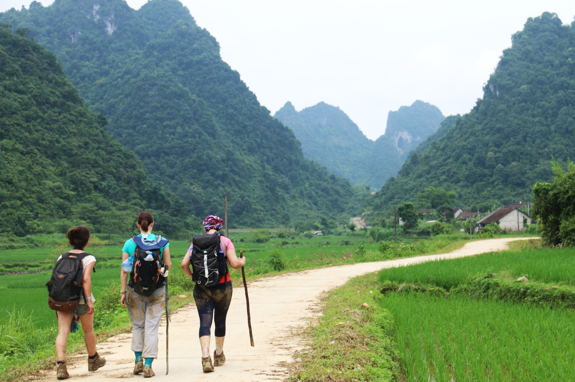 Vietnam trekking